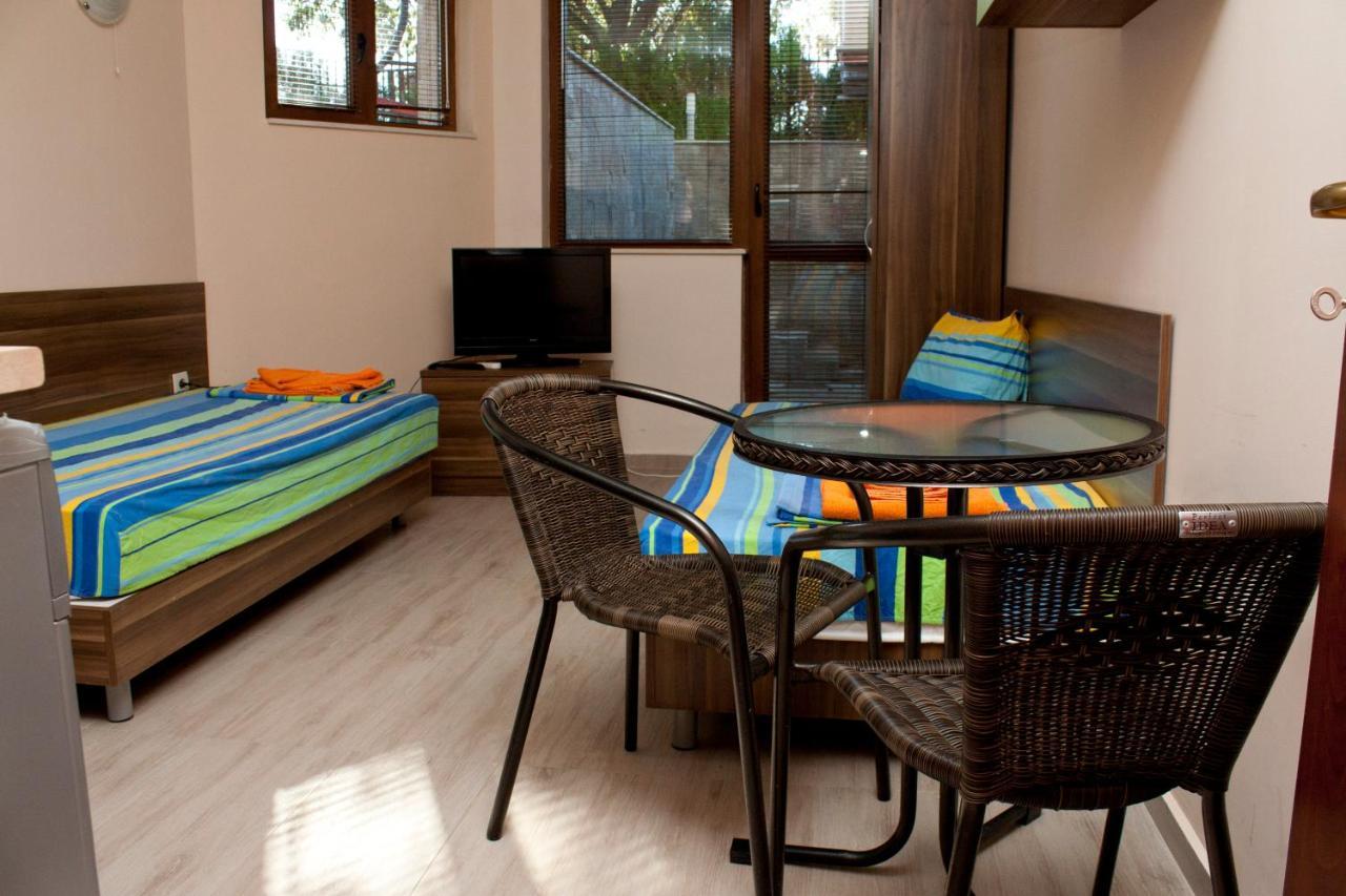 סנט קונסטנטין והלנה Fantasy Apartments Saint Constantine And Helena Resort מראה חיצוני תמונה