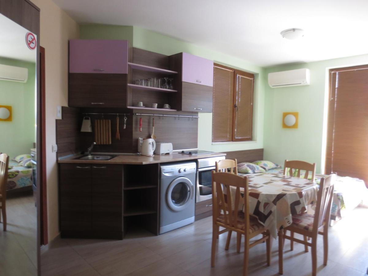 סנט קונסטנטין והלנה Fantasy Apartments Saint Constantine And Helena Resort מראה חיצוני תמונה