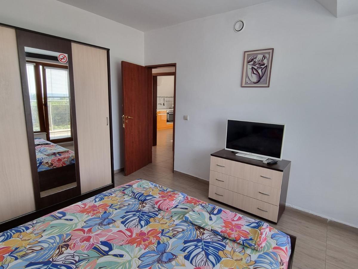 סנט קונסטנטין והלנה Fantasy Apartments Saint Constantine And Helena Resort מראה חיצוני תמונה